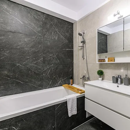 Апартаменты Urban Altitude W Panoramic Skyline Vistas