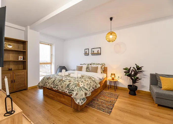 Apartamento Urban Altitude W Panoramic Skyline Vistas Braşov