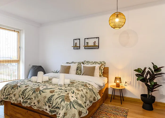 Urban Altitude W Panoramic Skyline Vistas